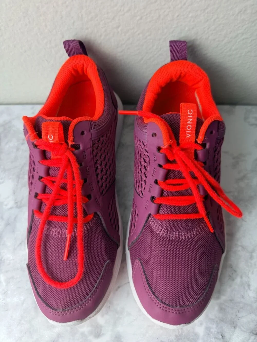 Vionic Womens Ingrid Purple Athletic Sneakers Size 5 With Orange Accents